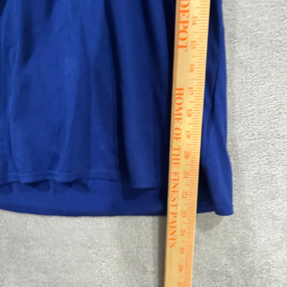 The Nike Tee Blue Athletic Cut Dri Fit Womens M V-Neck Shirt Athleisure Comfort